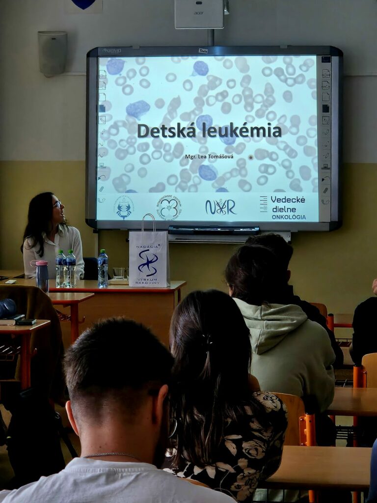 Gymnázium Hlinská, Žilina, výskumníčka BMC SAV Lea Tomášová.