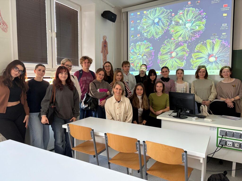 Vedecké dielne Onkológia 2026 sa uskutočnili na takmer 40 školách v 20 slovenských mestách.