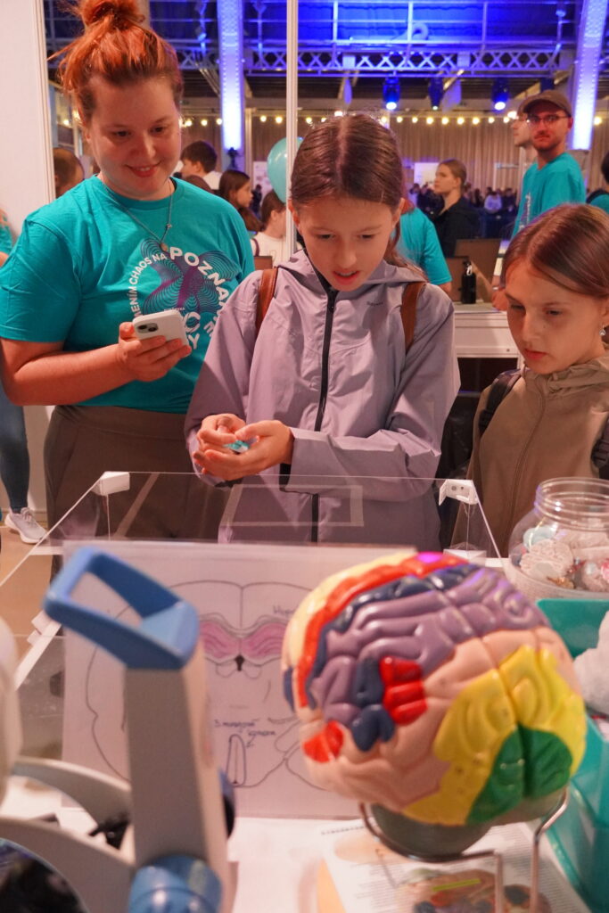 Test úzkosti s robotickou myšou.