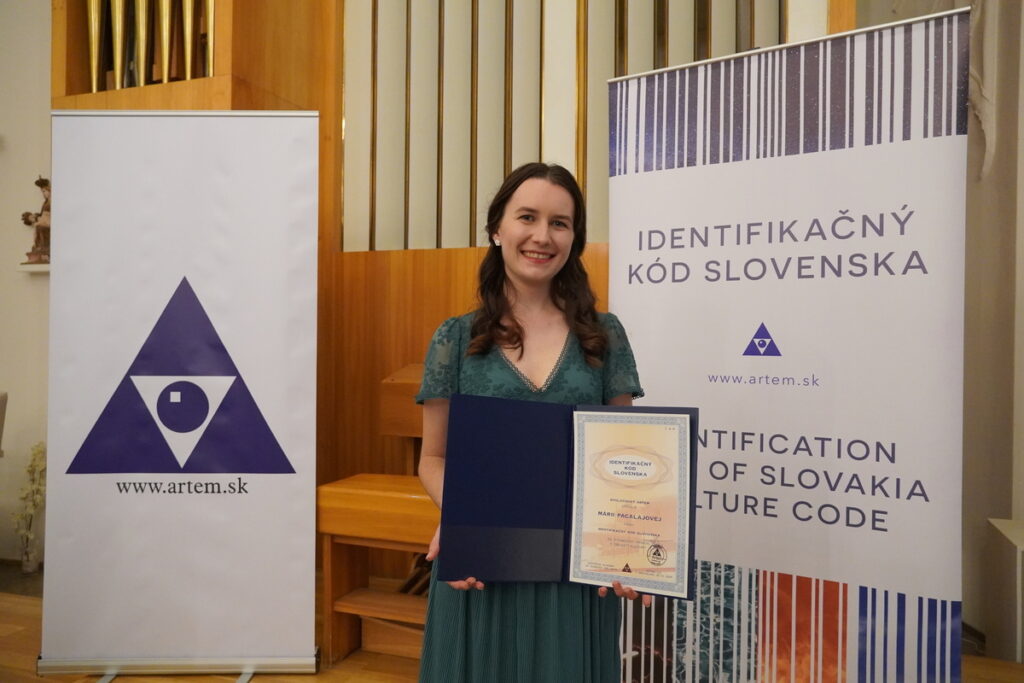 Dr. Mária Pacalajová, ktorá sa venuje vý...