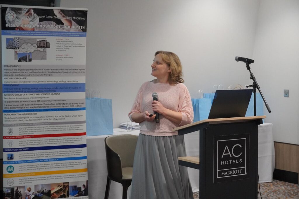 Dr. Lucia Kučerová, bývalá riaditeľka Ústavu experimentálnej onkológie.