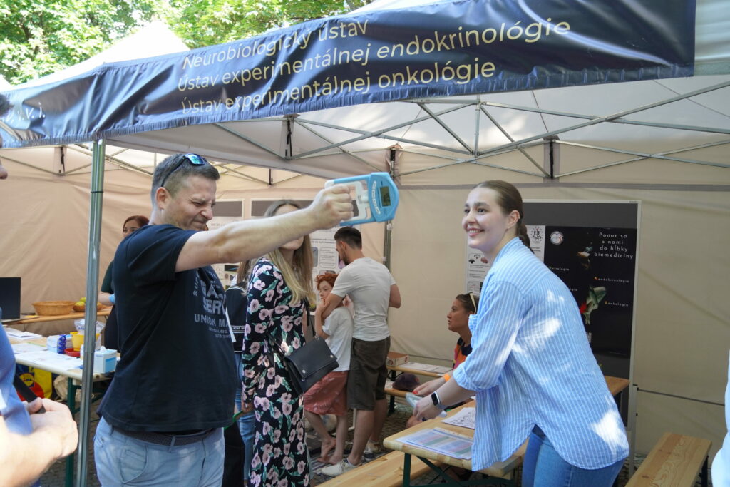 Návštevník podujatia My sme SAV 2024 na ...