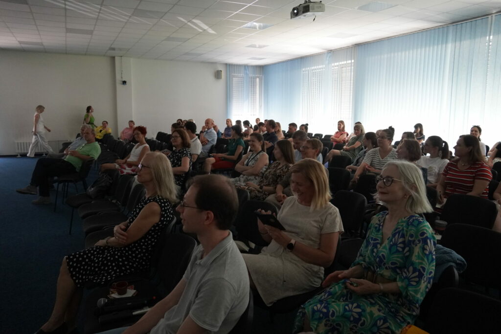 Pohľad na účastníkov workshopu počas wor...