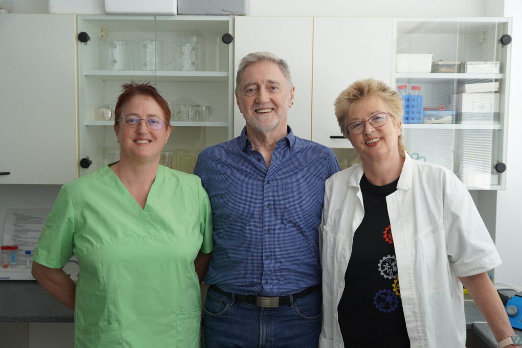 From right Dr. Alexandra Zahradníková with her husband and co-author of the article Dr. Ivan Zahradník and daughter Alexandra Zahradníková Jr.