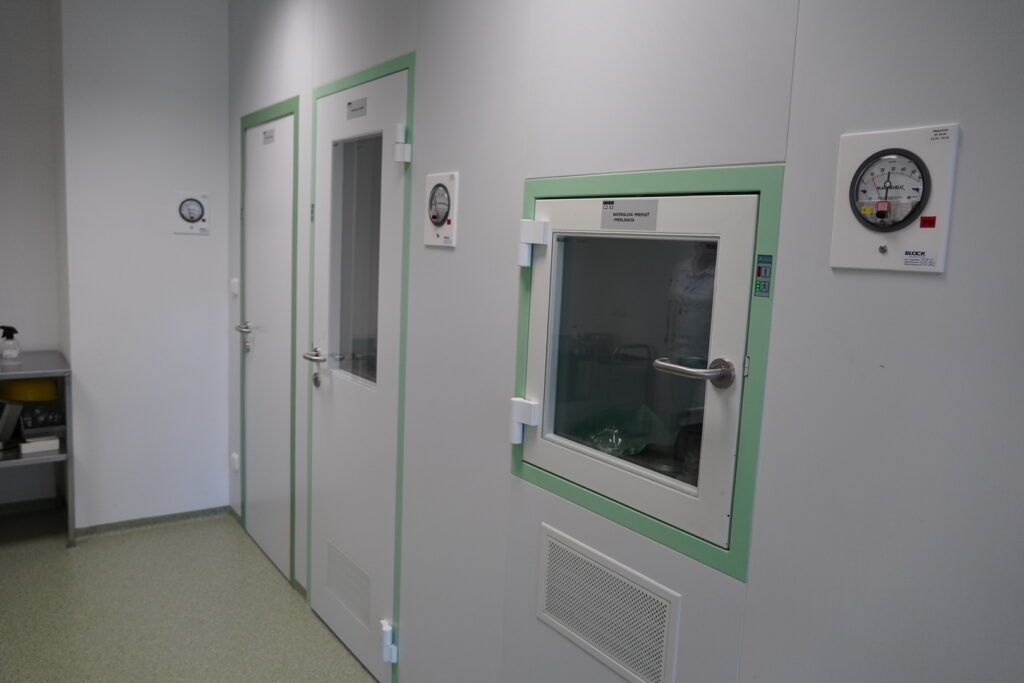 Biotechnologické a analytické laboratóriá