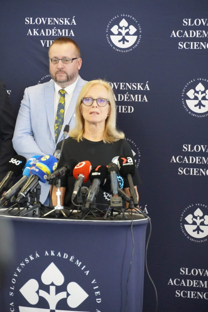 Riaditeľka BMC SAV profesorka Silvia Pastoreková.