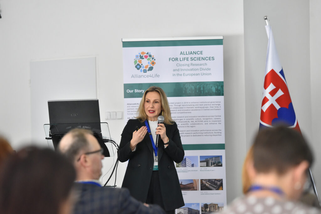 Riaditeľka pre medzinárodné vzťahy organizácie EMBL Plamena Markova.