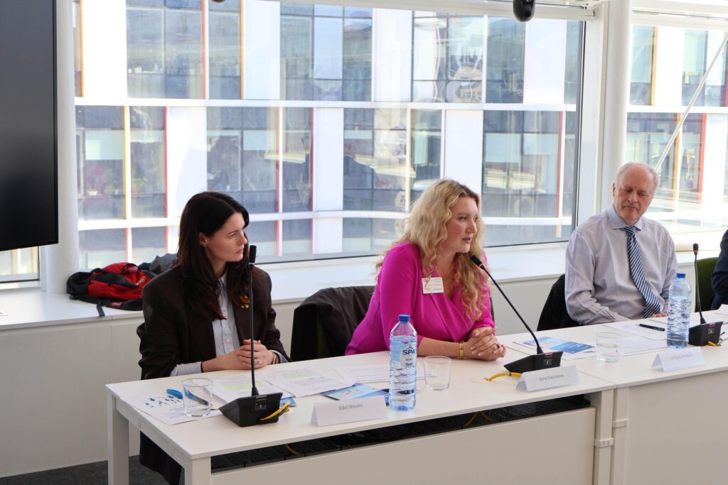 A forum on cancer care at the European Parliament. Associate Professor Soňa Čierniková in the center.