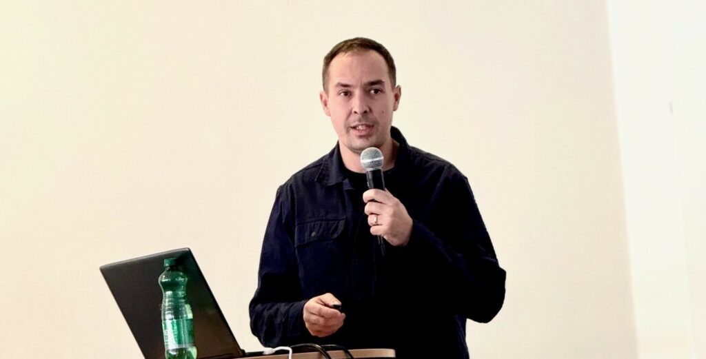 Dr. Miroslav Baláž.