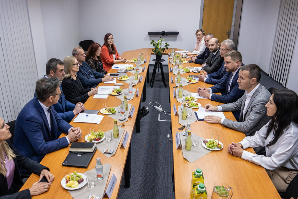 Rokovanie s ministrami na pôde BMC SAV.