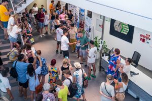 Záverečná prezentácia projektov účastníkov letnej školy a odovzdávanie diplomov.