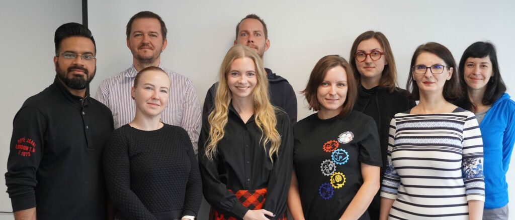 Skupinová fotografia úspešných výskumník...