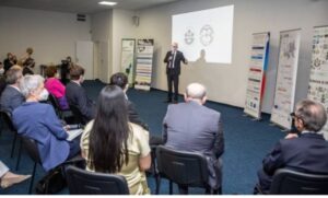 profesor Pavol Šajgalík počas podujatia Inovačný deň so zahraničnými veľvyslancami