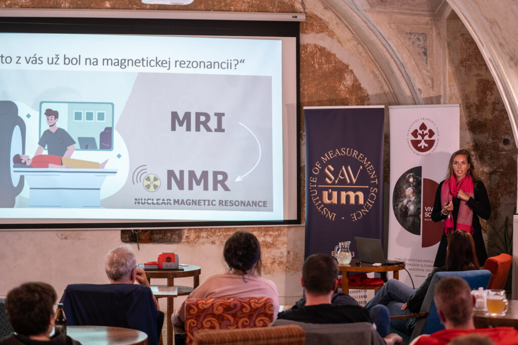 Radka Klepochová na prednáške Vivat Scie...